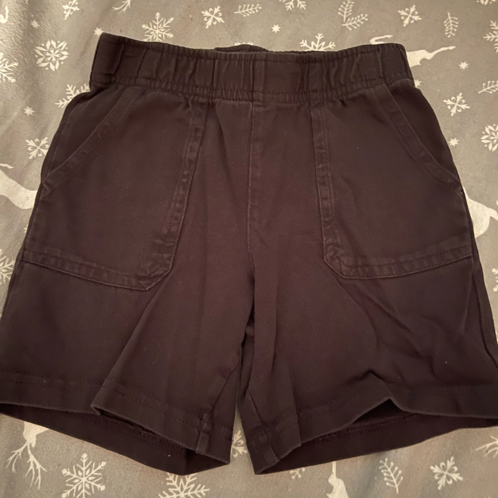 5/10$ Osh Kosh grey/ Brown Shorts Size 3T with pockets